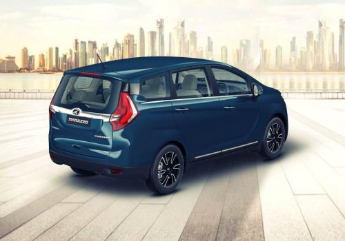 Mahindra Marazzo M2 8Str