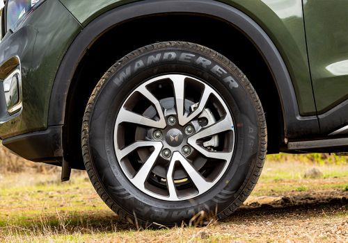 Mahindra Scorpio N Z4 E
