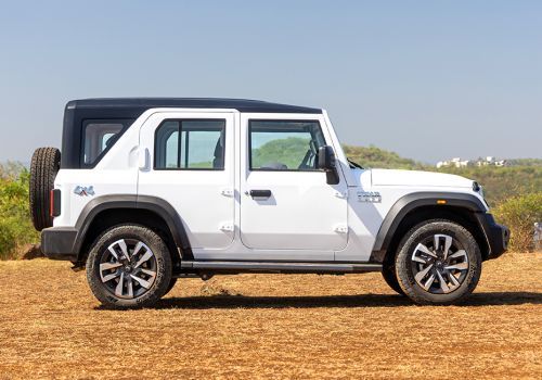 Mahindra Thar ROXX Star Edition Diesel AT