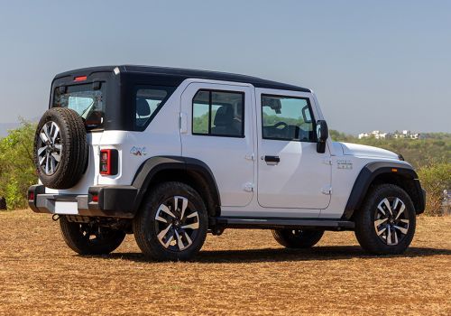 Mahindra Thar ROXX Star Edition Diesel AT