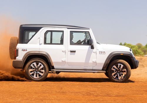 Mahindra Thar ROXX Star Edition Diesel AT
