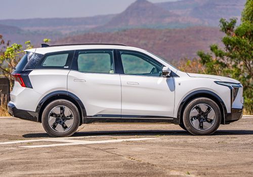 Mahindra XEV 9S Pack Three 79kWh 7-Seater