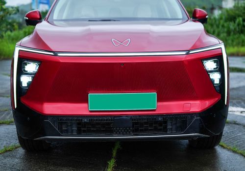 Mahindra XEV 9e Pack One