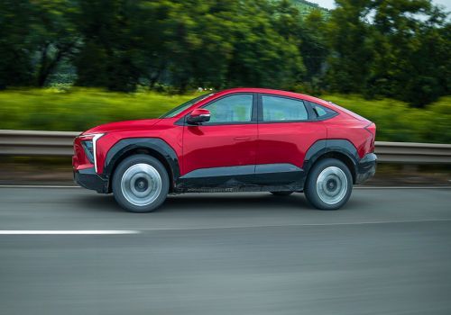Mahindra XEV 9e Pack One