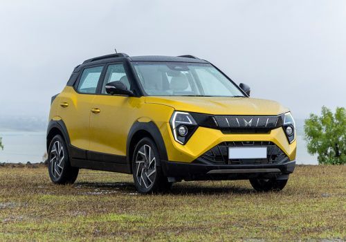 Mahindra XUV 3XO AX5 Diesel