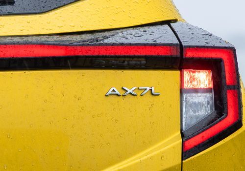 Mahindra XUV 3XO AX5 Diesel