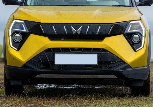 Mahindra XUV 3XO AX5 Diesel