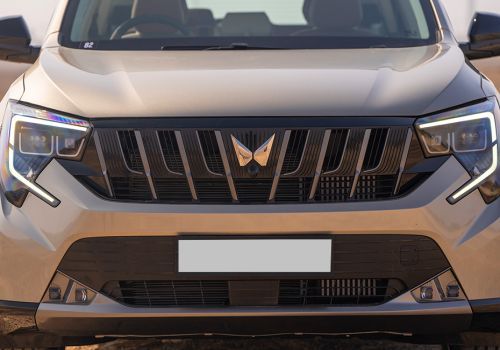 Mahindra XUV 7XO AX7 Diesel