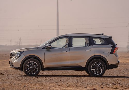 Mahindra XUV 7XO AX7 Diesel